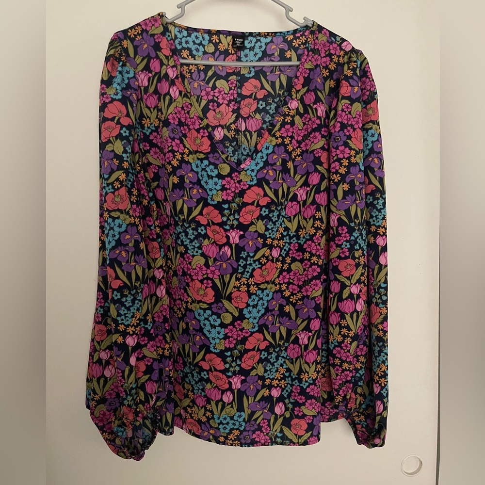 Long Sleeve, Floral Top